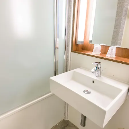 Campanile Sesquieres Hotel 3*